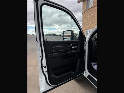 2024 RAM 3500 SLT - Photo 7 - Roosevelt, UT 84066