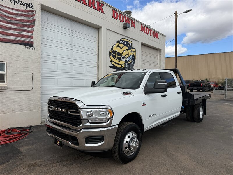 2024 RAM 3500 SLT   - Photo 1 - Roosevelt, UT 84066