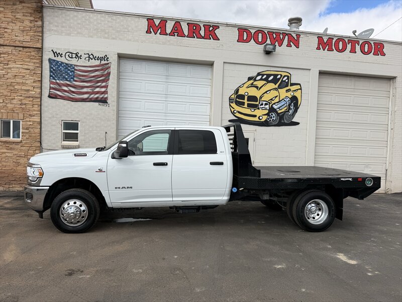 2024 RAM 3500 SLT - Photo 2 - Roosevelt, UT 84066