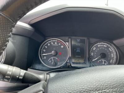 2023 Toyota Tacoma TRD Off-Road   - Photo 9 - Roosevelt, UT 84066