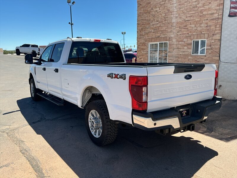 2021 Ford F-350 XLT - Photo 2 - Roosevelt, UT 84066
