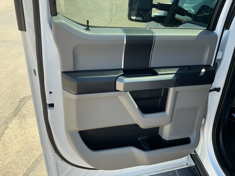 2021 Ford F-350 XLT - Photo 11 - Roosevelt, UT 84066
