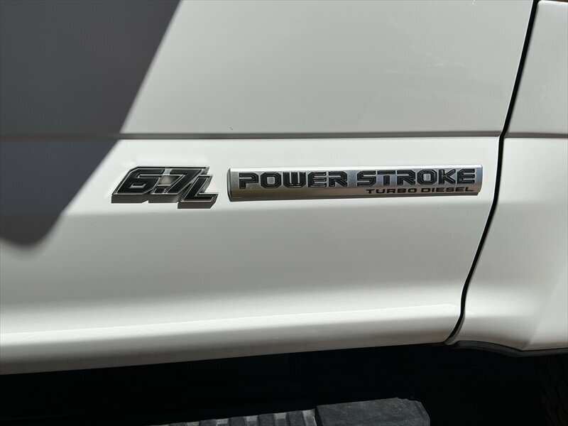 2021 Ford F-350 XLT - Photo 5 - Roosevelt, UT 84066