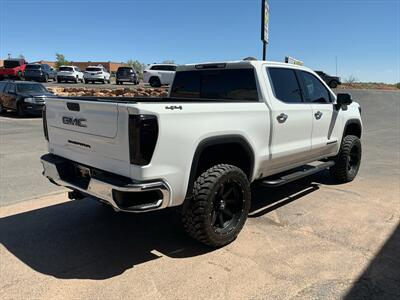 2020 GMC Sierra 1500 SLT - Photo 2 - Roosevelt, UT 84066