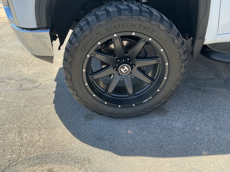 2020 GMC Sierra 1500 SLT - Photo 5 - Roosevelt, UT 84066