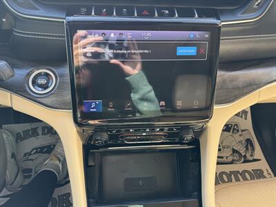 2022 Jeep Grand Cherokee L Limited   - Photo 11 - Roosevelt, UT 84066