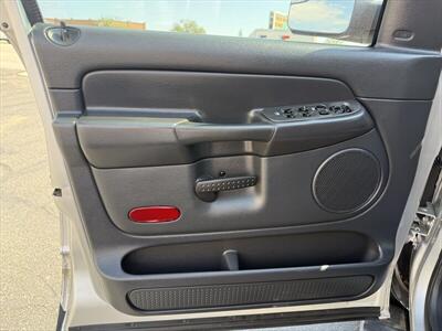 2004 Dodge Ram 2500 SLT   - Photo 6 - Roosevelt, UT 84066