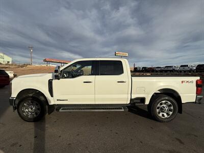 2023 Ford F-350 Lariat - Photo 3 - Roosevelt, UT 84066