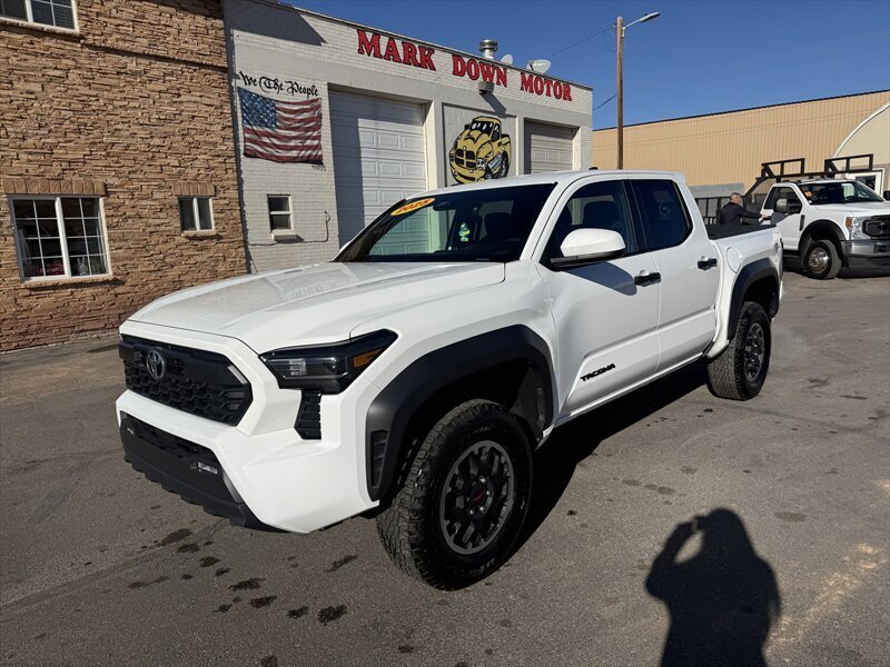2025 Toyota Tacoma TRD OFF-ROAD DOUBLE  