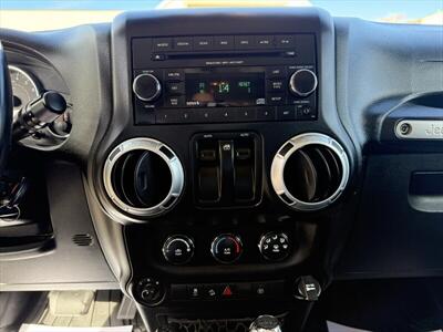 2013 Jeep Wrangler Rubicon   - Photo 11 - Roosevelt, UT 84066