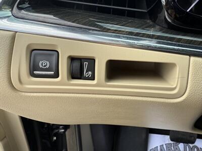 2018 Cadillac XT5   - Photo 8 - Roosevelt, UT 84066