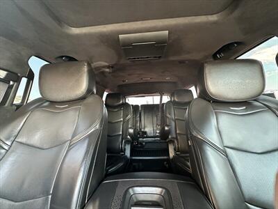 2016 Cadillac Escalade Platinum   - Photo 16 - Roosevelt, UT 84066