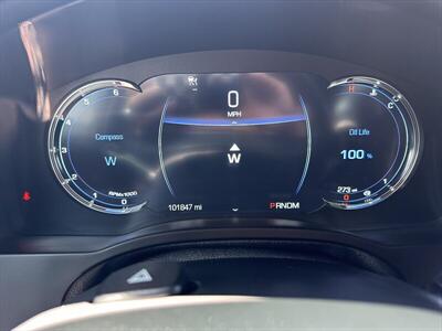 2016 Cadillac Escalade Platinum   - Photo 11 - Roosevelt, UT 84066
