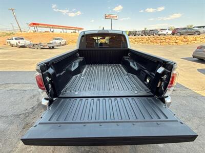 2023 Toyota Tacoma TRD Off-Road   - Photo 5 - Roosevelt, UT 84066