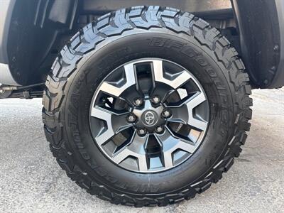 2023 Toyota Tacoma TRD Off-Road   - Photo 8 - Roosevelt, UT 84066