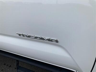 2022 Toyota Tacoma SR5 V6   - Photo 5 - Roosevelt, UT 84066