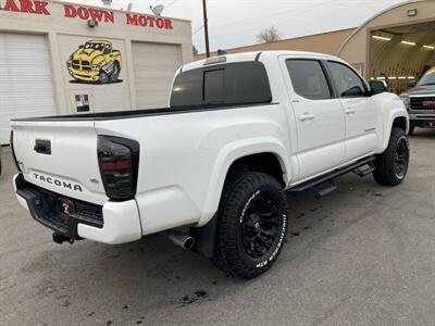 2022 Toyota Tacoma SR5 V6   - Photo 7 - Roosevelt, UT 84066