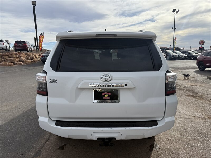 2024 Toyota 4Runner SR5 photo 3