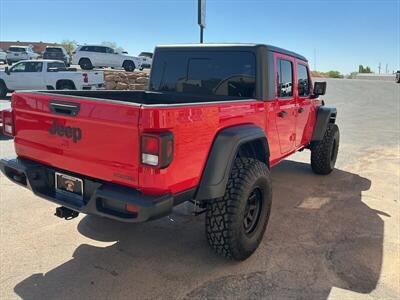 2020 Jeep Gladiator Sport S   - Photo 2 - Roosevelt, UT 84066