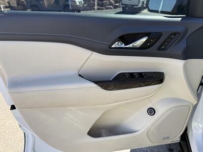 2022 GMC Acadia Denali   - Photo 9 - Roosevelt, UT 84066