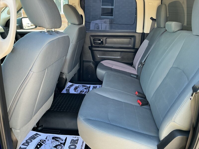 2017 RAM 1500 Express - Photo 13 - Roosevelt, UT 84066