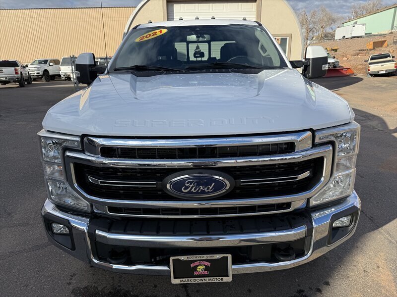 2021 Ford F-350 Lariat - Photo 2 - Roosevelt, UT 84066