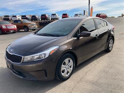 2017 Kia Forte LX   - Photo 2 - Roosevelt, UT 84066