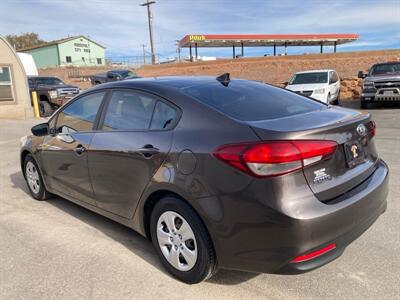 2017 Kia Forte LX   - Photo 7 - Roosevelt, UT 84066