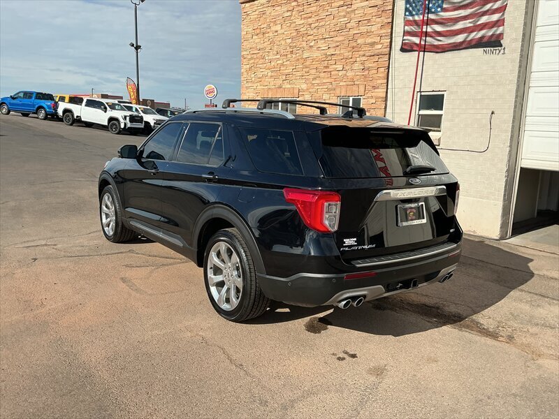 2020 Ford Explorer Platinum - Photo 3