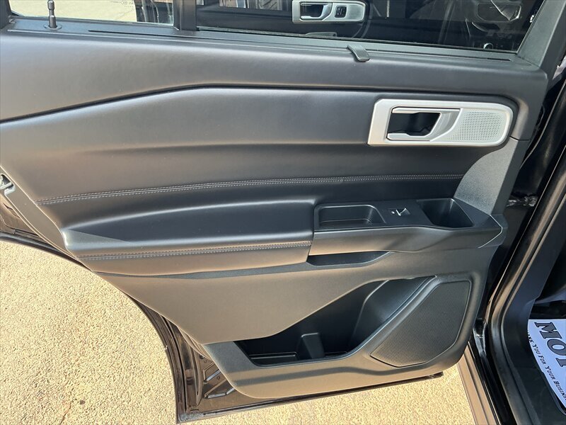 2020 Ford Explorer Platinum - Photo 12