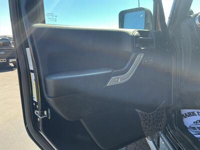 2013 Jeep Wrangler Rubicon   - Photo 7 - Roosevelt, UT 84066