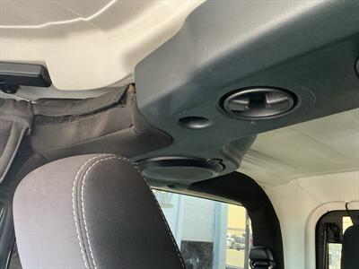 2013 Jeep Wrangler Rubicon   - Photo 13 - Roosevelt, UT 84066