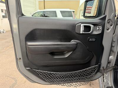 2020 Jeep Gladiator Rubicon   - Photo 7 - Roosevelt, UT 84066