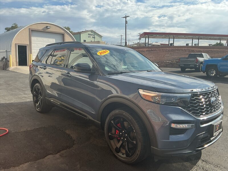 2021 Ford Explorer ST - Photo 2 - Roosevelt, UT 84066