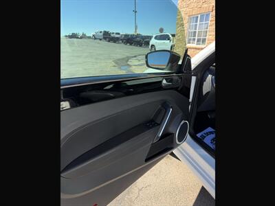 2013 Volkswagen Beetle Convertible Turbo   - Photo 7 - Roosevelt, UT 84066