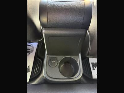 2013 Volkswagen Beetle Convertible Turbo   - Photo 17 - Roosevelt, UT 84066