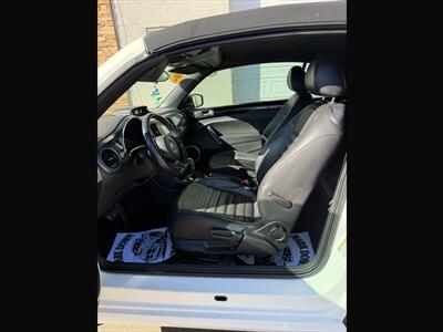 2013 Volkswagen Beetle Convertible Turbo   - Photo 8 - Roosevelt, UT 84066