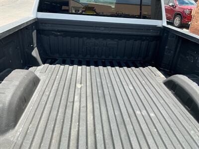 2025 GMC Sierra 2500 AT4   - Photo 7 - Roosevelt, UT 84066