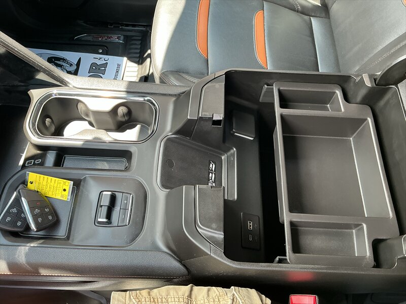 2025 GMC Sierra 2500 AT4 - Photo 13 - Roosevelt, UT 84066