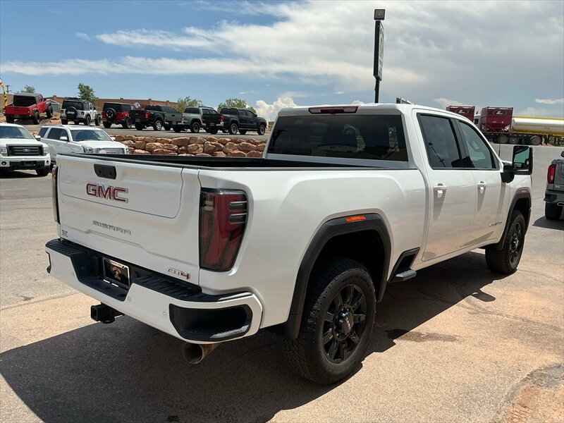 2025 GMC Sierra 2500 AT4 - Photo 3 - Roosevelt, UT 84066