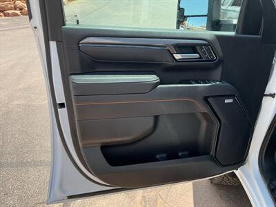 2025 GMC Sierra 2500 AT4 - Photo 8 - Roosevelt, UT 84066