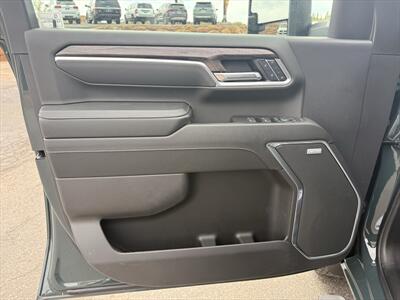 2025 Chevrolet Silverado 3500 LTZ   - Photo 6 - Roosevelt, UT 84066