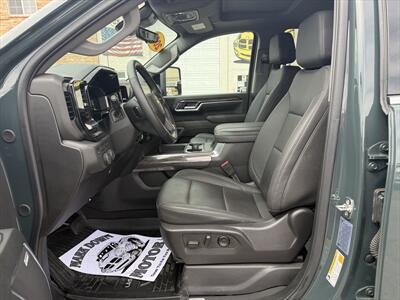 2025 Chevrolet Silverado 3500 LTZ   - Photo 7 - Roosevelt, UT 84066