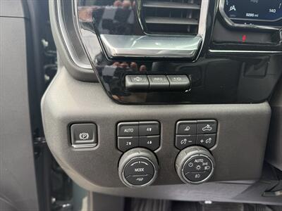 2025 Chevrolet Silverado 3500 LTZ   - Photo 8 - Roosevelt, UT 84066