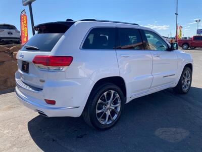 2020 Jeep Grand Cherokee Summit   - Photo 8 - Roosevelt, UT 84066