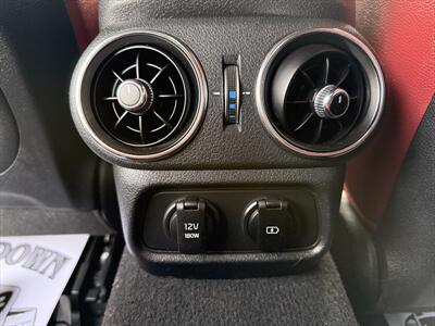 2022 Kia Stinger GT-Line - Photo 19 - Roosevelt, UT 84066