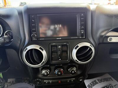 2014 Jeep Wrangler Sahara   - Photo 11 - Roosevelt, UT 84066