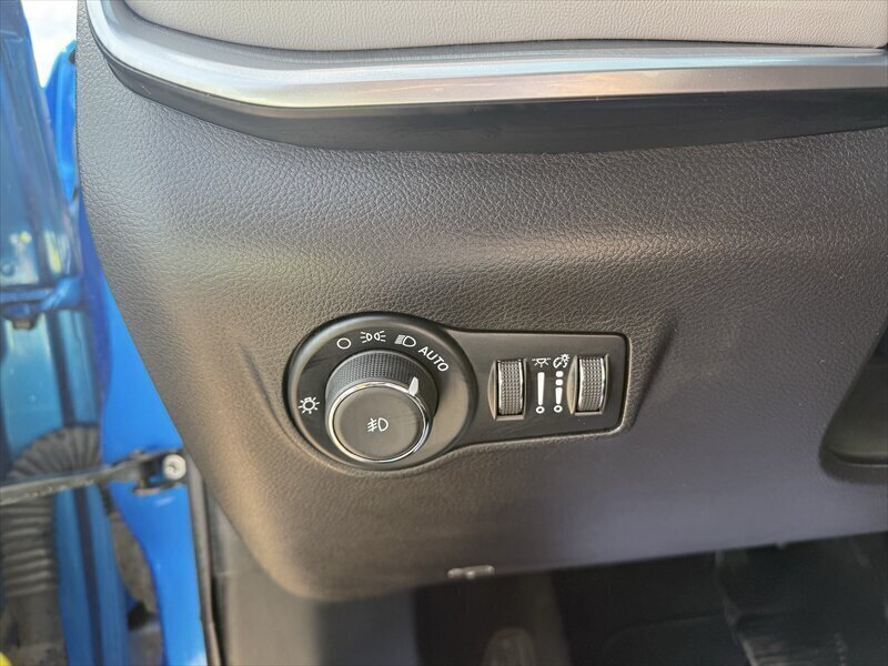 2025 Jeep Compass Limited - Photo 8 - Roosevelt, UT 84066
