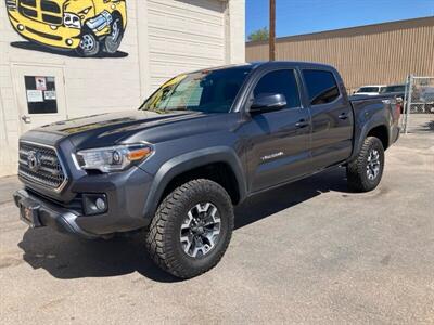 2017 Toyota Tacoma TRD Off-Road   - Photo 3 - Roosevelt, UT 84066