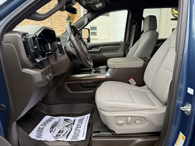 2025 Chevrolet Silverado 3500 LT   - Photo 7 - Roosevelt, UT 84066